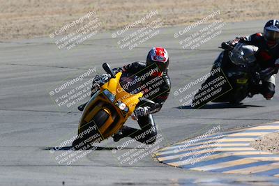 media/Mar-12-2022-SoCal Trackdays (Sat) [[152081554b]]/Turn 10 (130pm)/